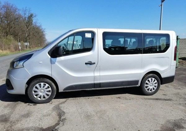 Renault Trafic cena 99900 przebieg: 48000, rok produkcji 2018 z Pleszew małe 631